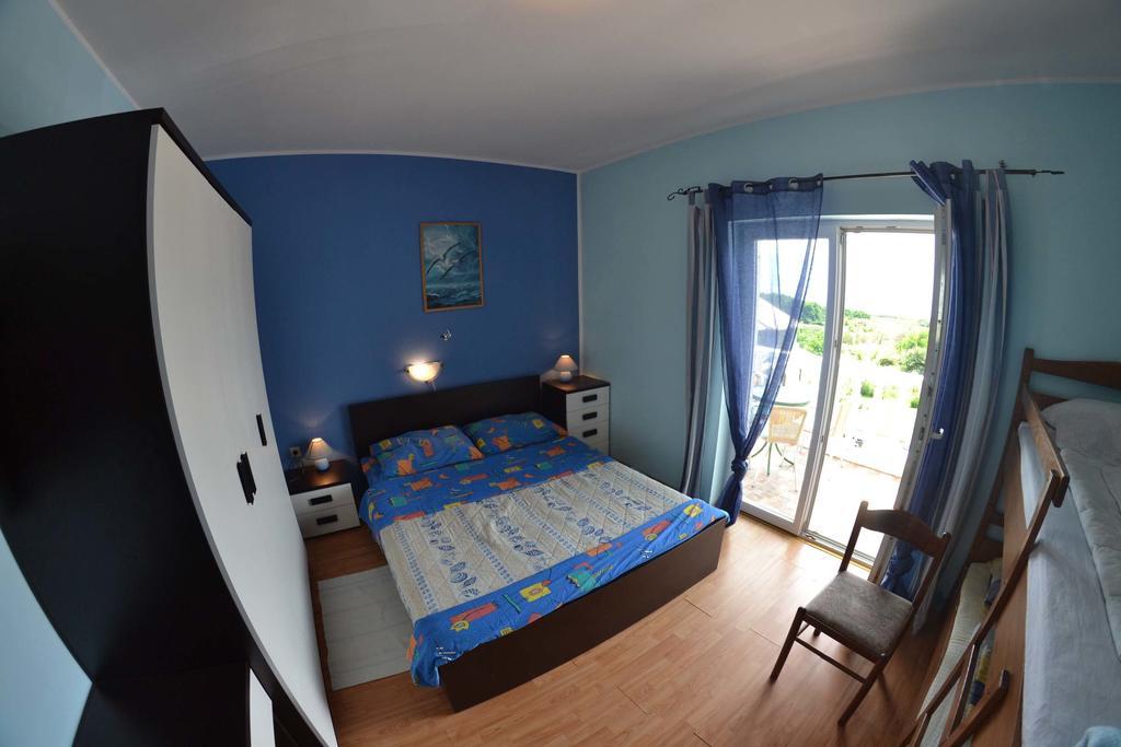 Apartmani Jenny I Tania 로파르 외부 사진
